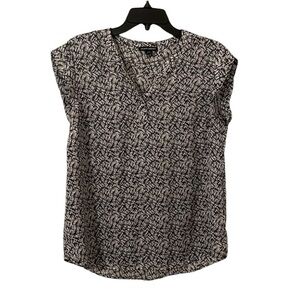 HILARY RADLEY | Women’s Gray/Black Design V-Neck Sleeveless Top Size M
